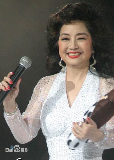 徐小凤(Paula Tsui)活动照前后照片