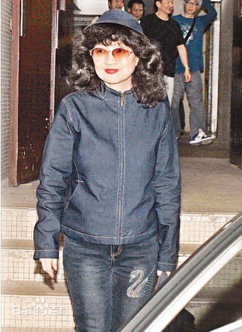 徐小凤(Paula Tsui)活动照前后照片