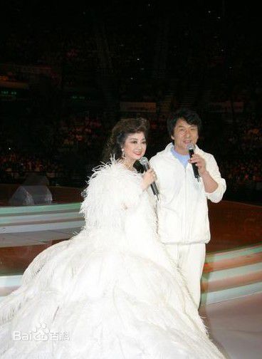 徐小凤(Paula Tsui)活动照前后照片