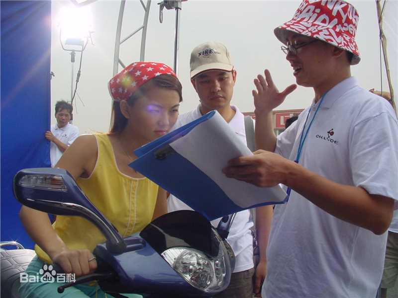 关尔(David Kuan)工作中壁纸壁纸