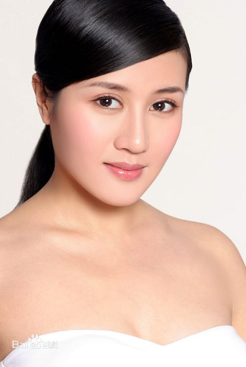 最新杨紫婷性感图片