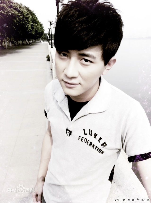 左大建(Ryan)大左生活照壁纸壁纸