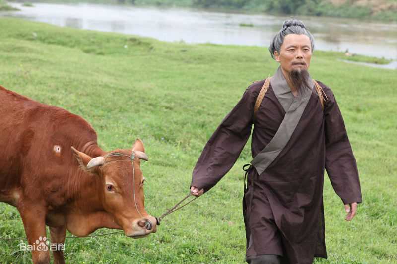 周卫星前后照片