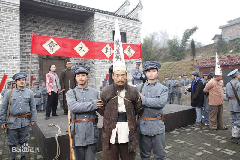 周卫星前后照片