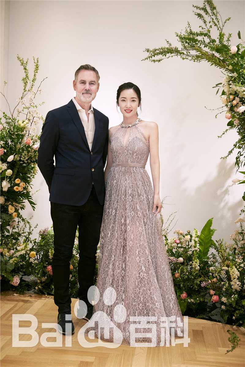 王妍苏前后照片