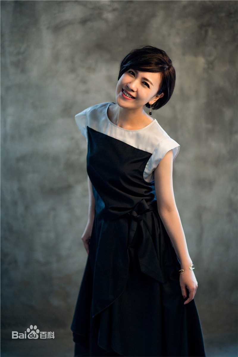 江佳奇精选 春日 知性妩媚图册