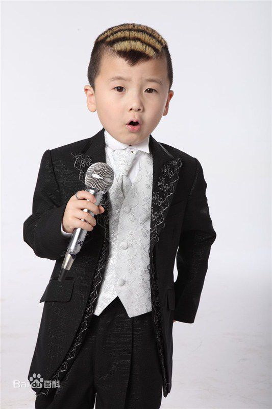 武东博代言求进童鞋图片图集