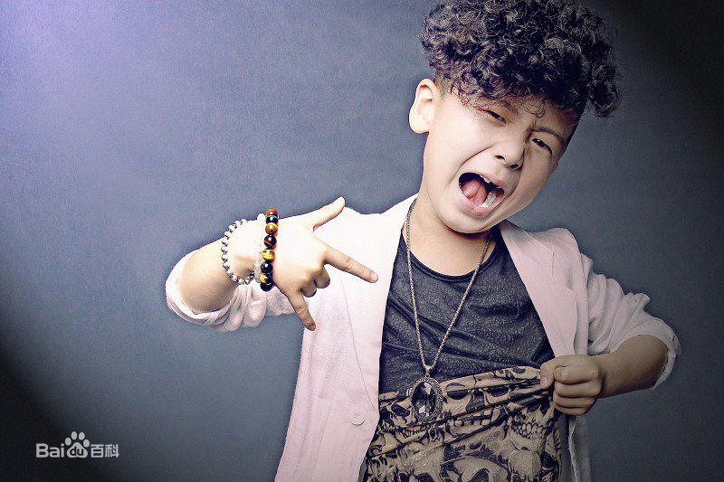 武东博最新艺术照性感图片图集