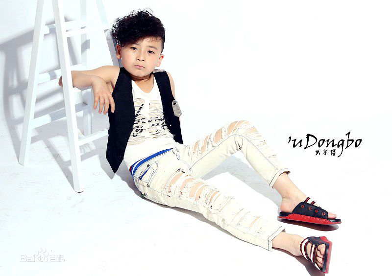 武东博最新艺术照性感图片图集