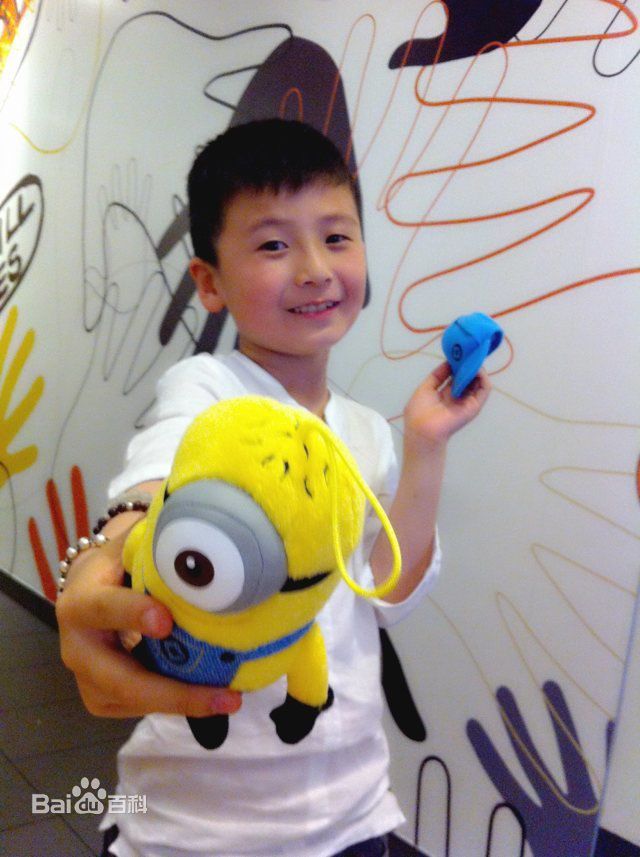 武东博生活照前后照片