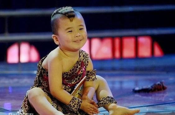 最优质武东博生活照