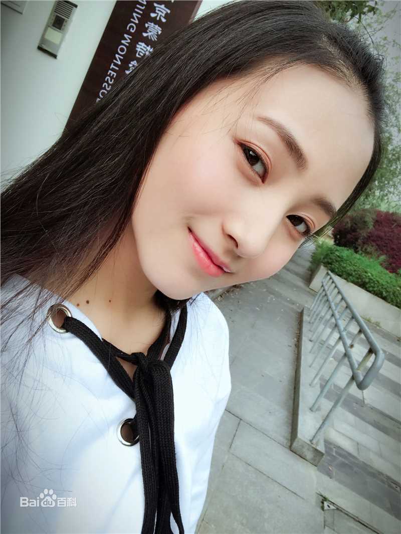 牛欣欣(Angel)生活照生活照相册