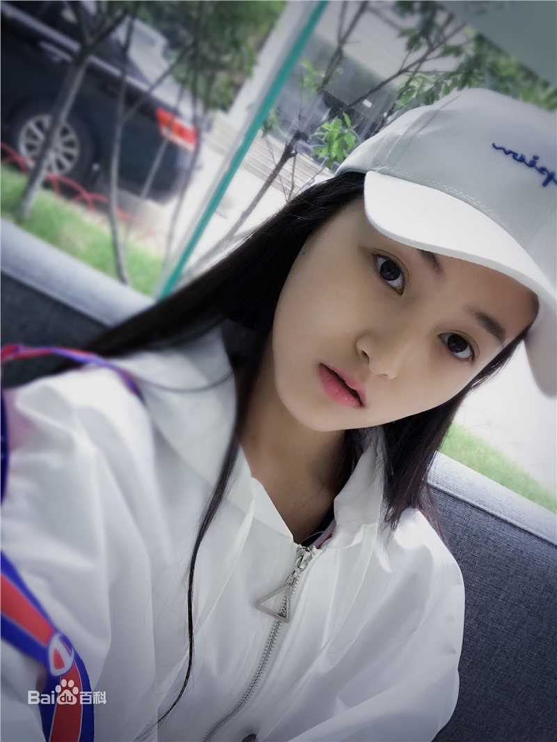 牛欣欣(Angel)生活照生活照相册