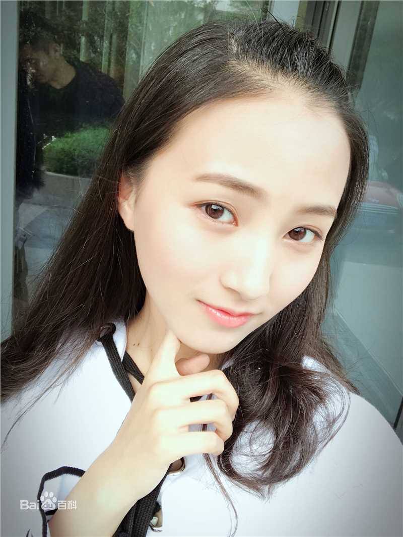 牛欣欣(Angel)生活照生活照相册