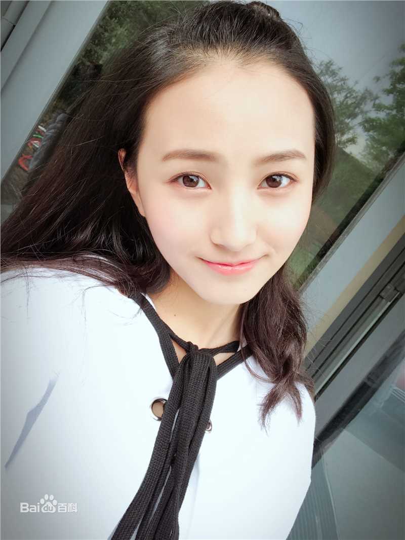 牛欣欣(Angel)生活照生活照相册