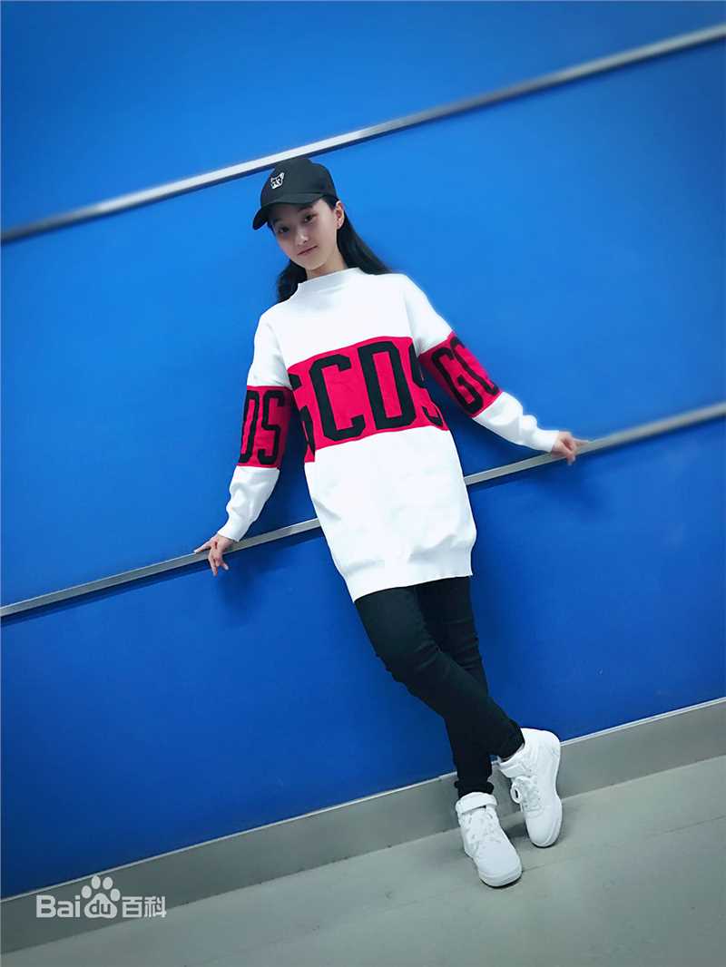 牛欣欣(Angel)生活照生活照相册