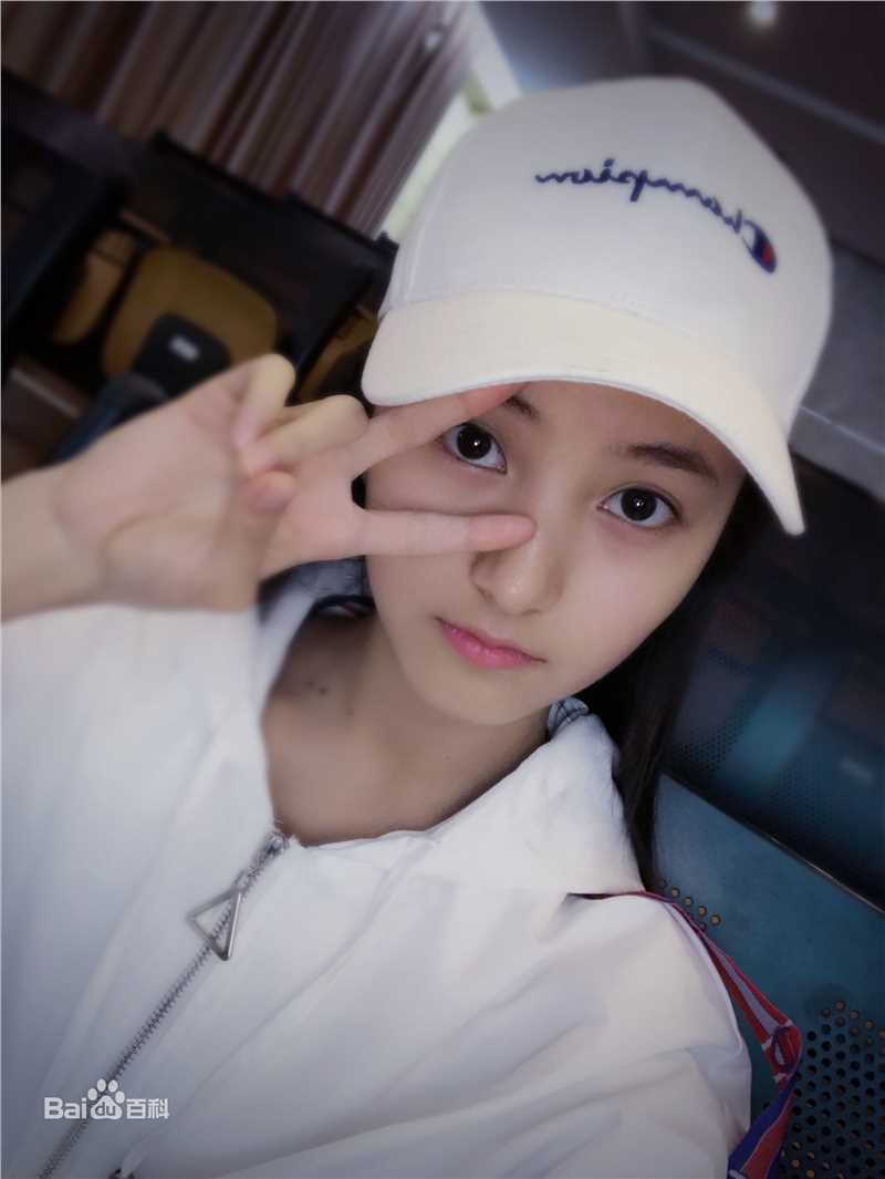 牛欣欣(Angel)生活照生活照相册