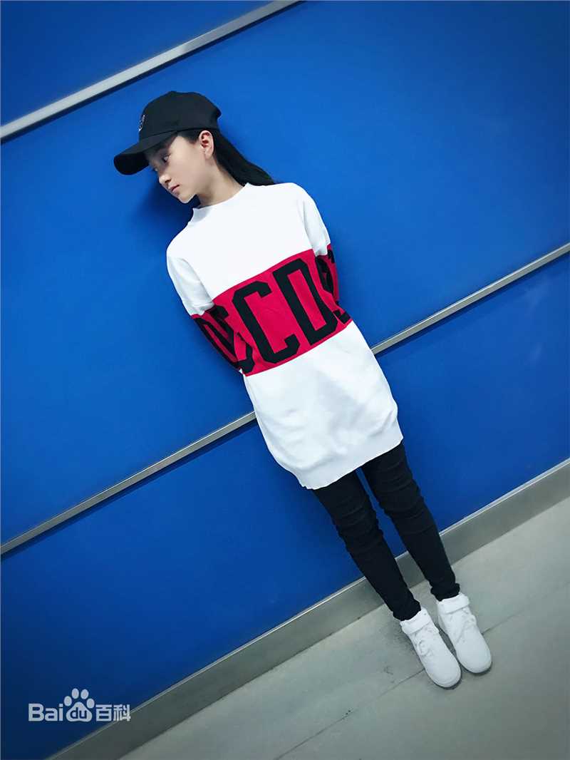 牛欣欣(Angel)生活照生活照相册