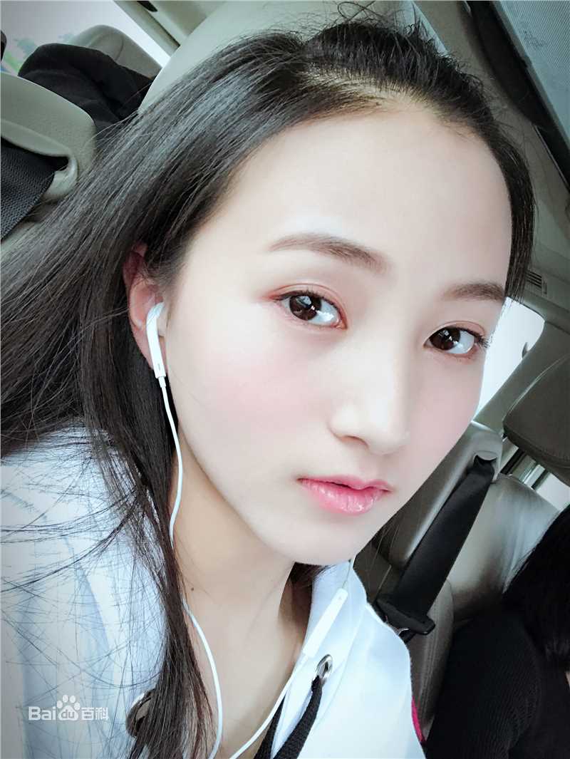 牛欣欣(Angel)生活照生活照相册