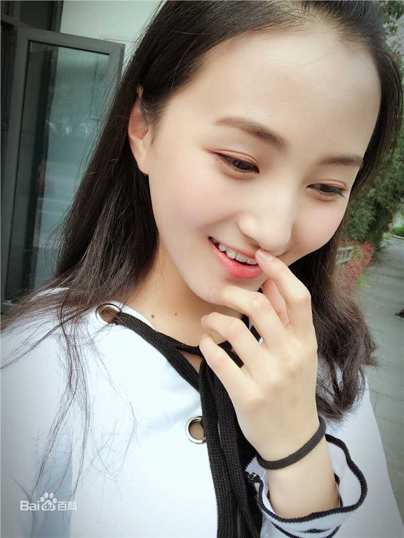 牛欣欣(Angel)生活照生活照相册