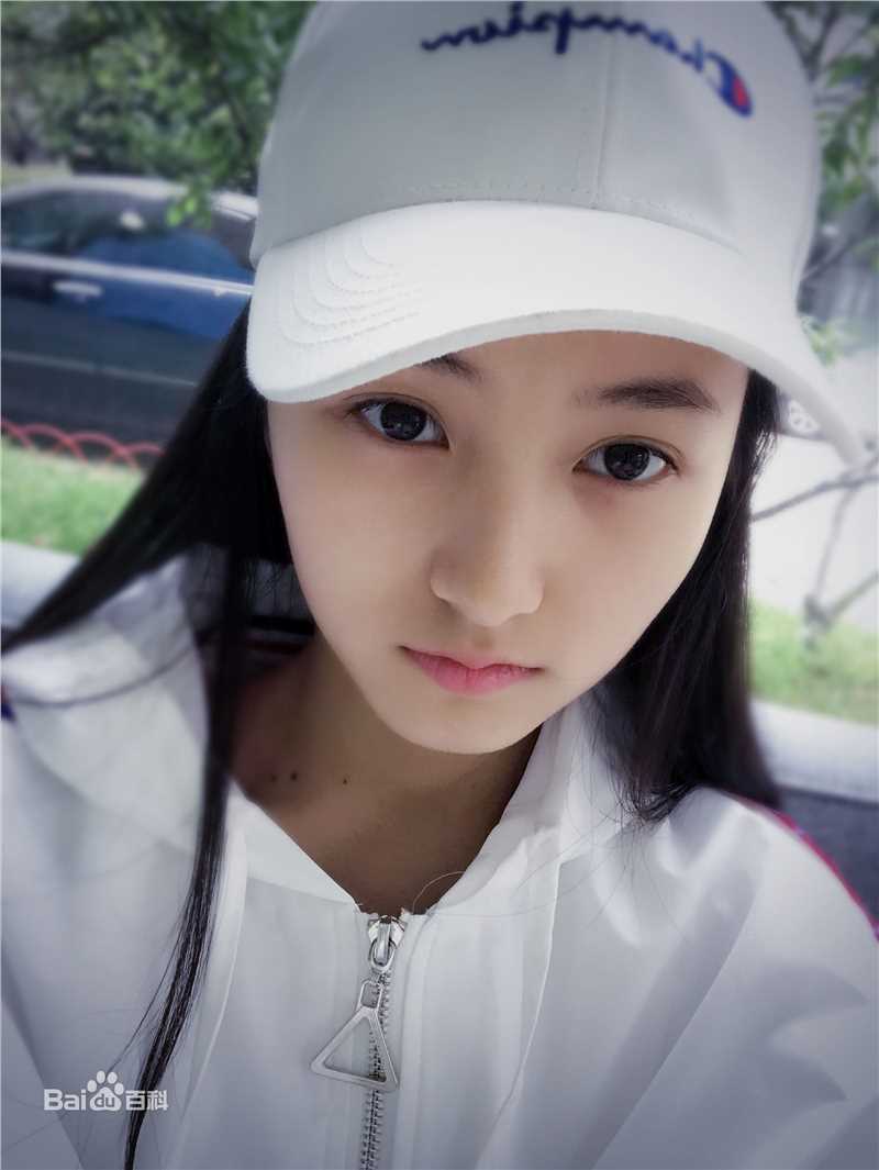 牛欣欣(Angel)生活照生活照相册