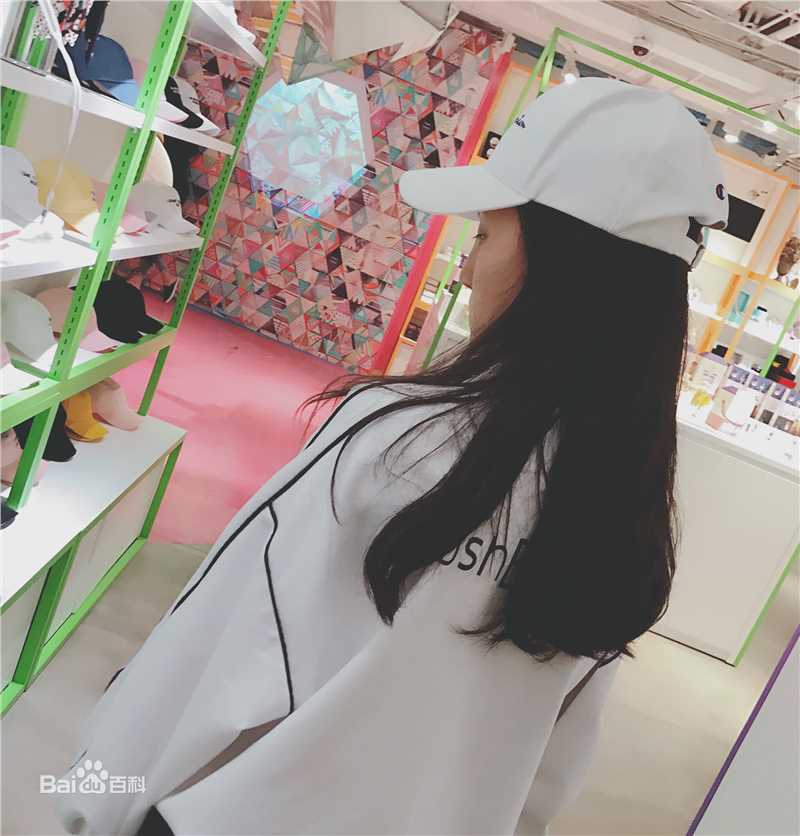 牛欣欣(Angel)生活照生活照相册