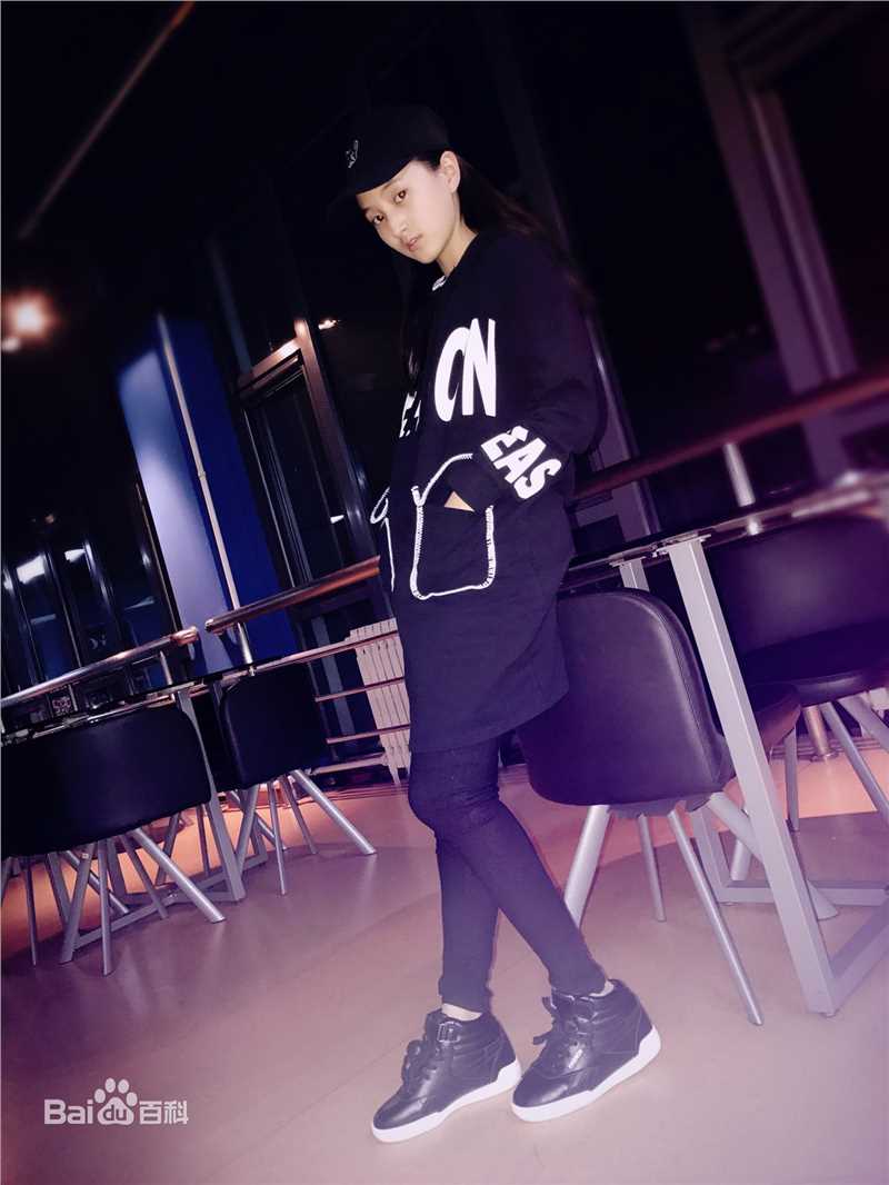 牛欣欣(Angel)生活照生活照相册