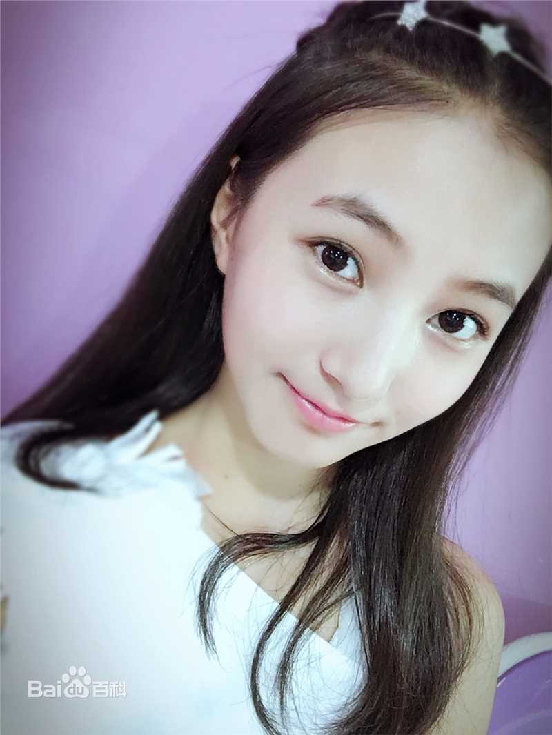 牛欣欣(Angel)生活照前后照片