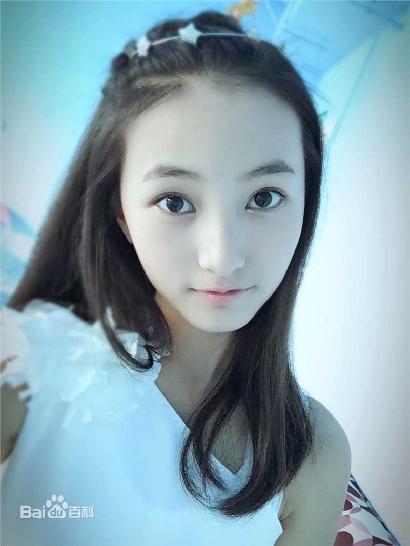 牛欣欣(Angel)生活照前后照片