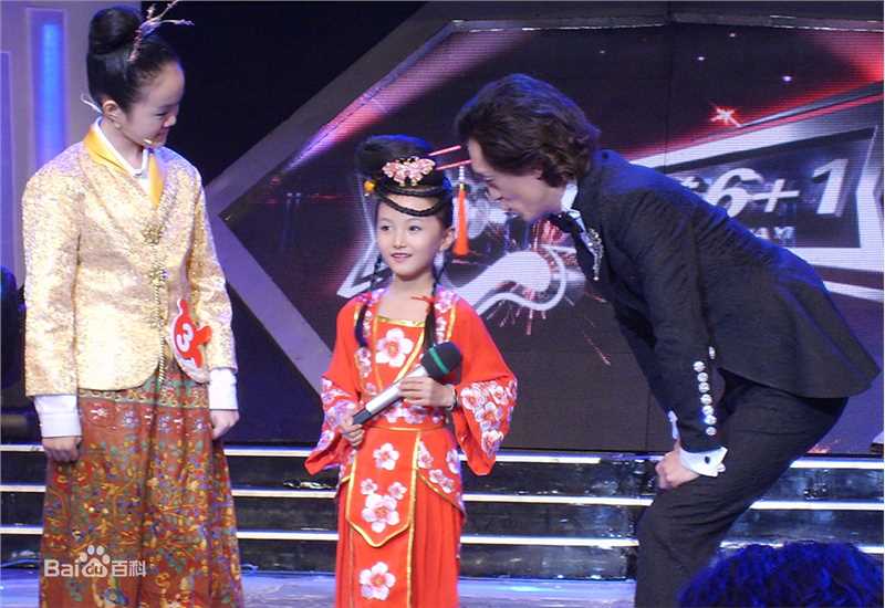 牛欣欣(Angel)中央电视台前后照片