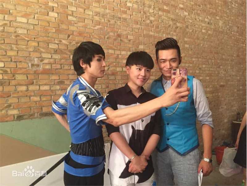 徐嘉苇(Jovi)超级变身壁纸壁纸