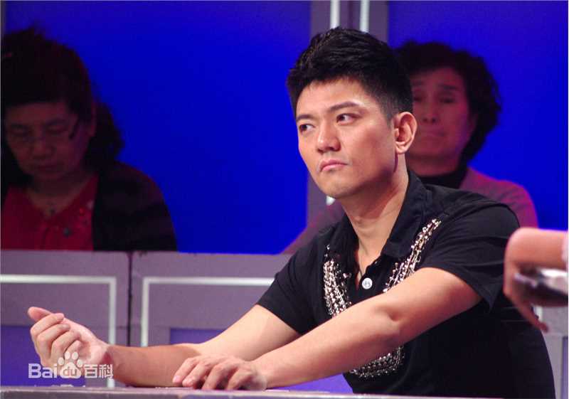 彭博节目通告壁纸壁纸