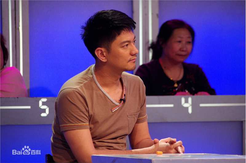 彭博节目通告壁纸壁纸