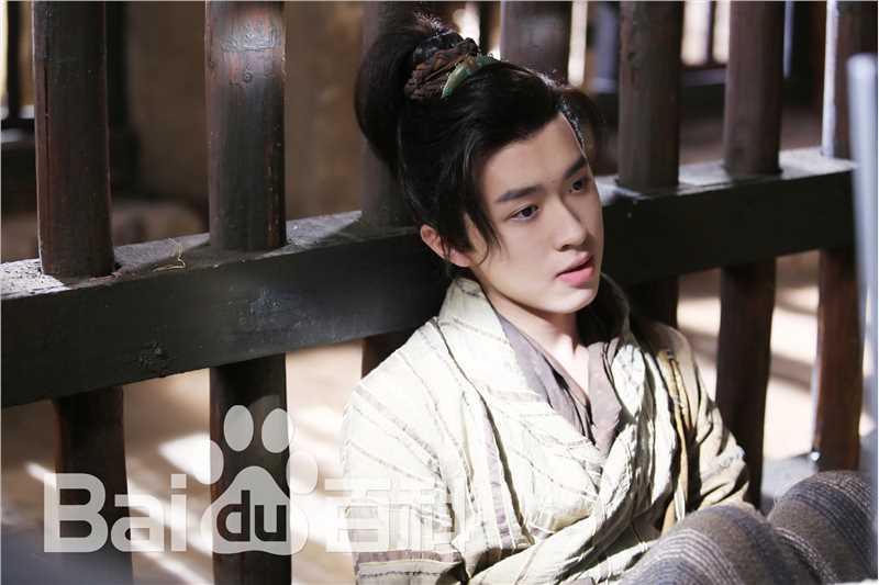 最新张逸杰在《火王之破晓之战》中的图集