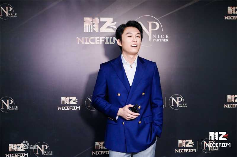 孙岩活动照片素颜照壁纸