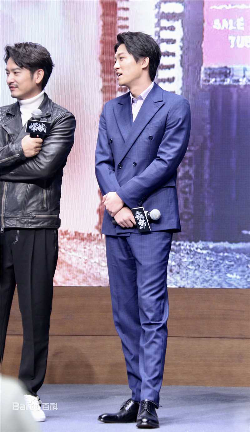 孙岩在《悍城》发布会中的