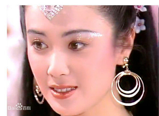 傅艺伟(Yiwei Fu)1990年《封神榜》苏妲己高清剧照