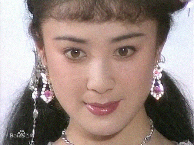 傅艺伟(Yiwei Fu)1990年《封神榜》苏妲己高清剧照