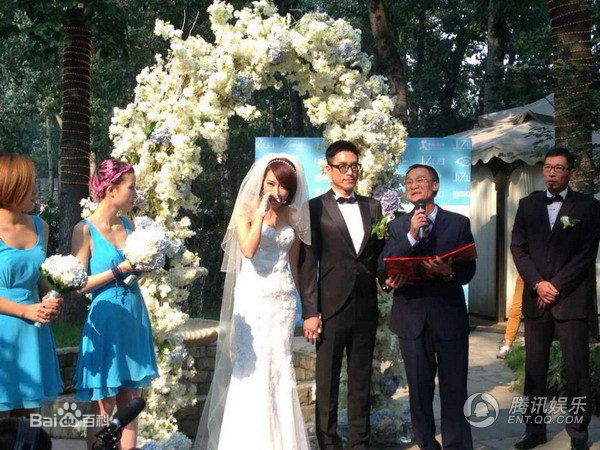 金池(J.C)婚礼现场性感图片图集