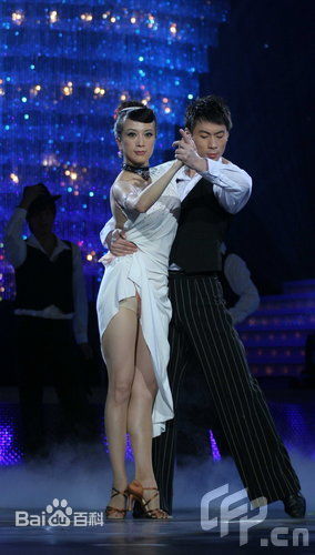 最新金巧巧(Qiaoqiao Jin)在参加《舞林大会》中的图集