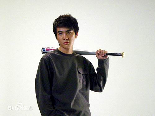 高海博(nicky)个人宣传照素颜照壁纸