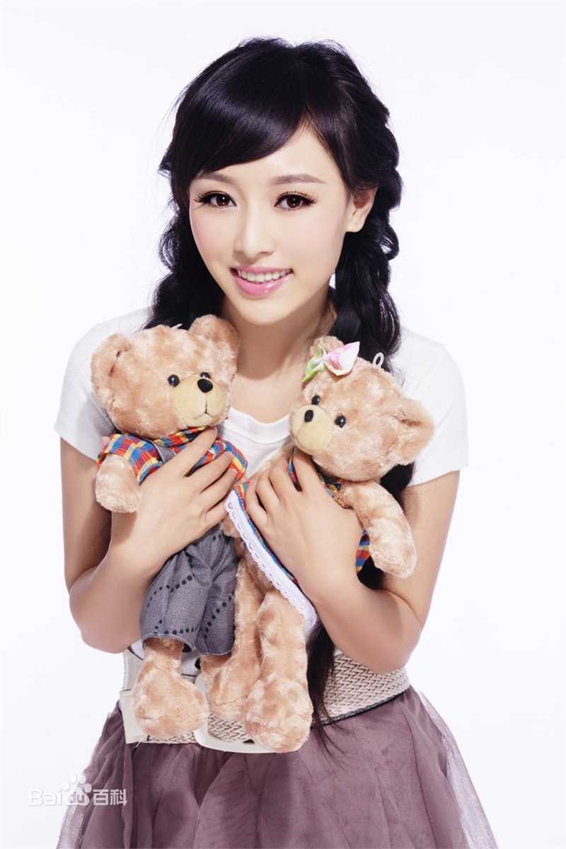 韩一菲(Loky)前后照片