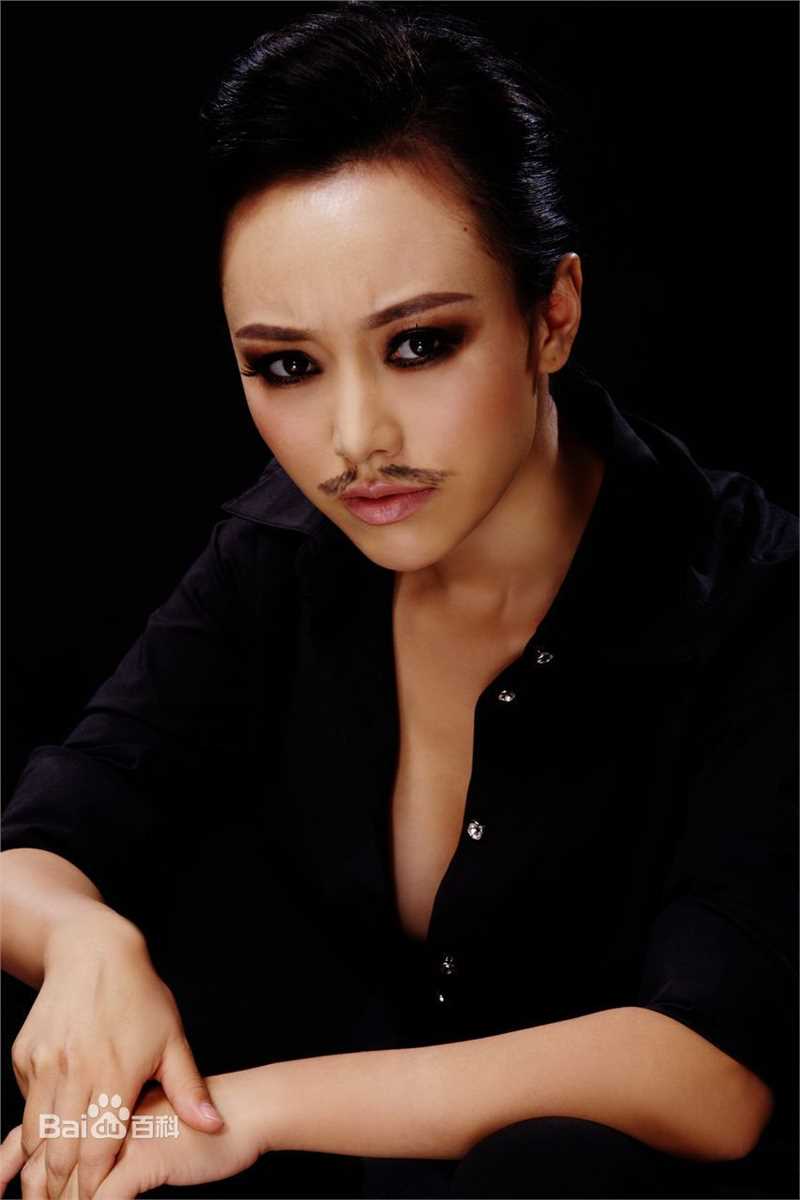 韩一菲(Loky)男人装素颜照相册