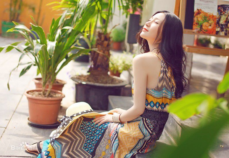 刘梓妍(Candy Liu)最新唯美显女人味壁纸