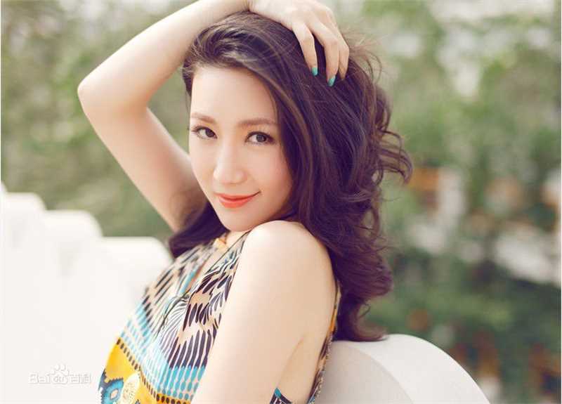 刘梓妍(Candy Liu)最新唯美显女人味壁纸