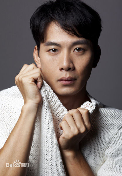 最优质戚玉武生活照