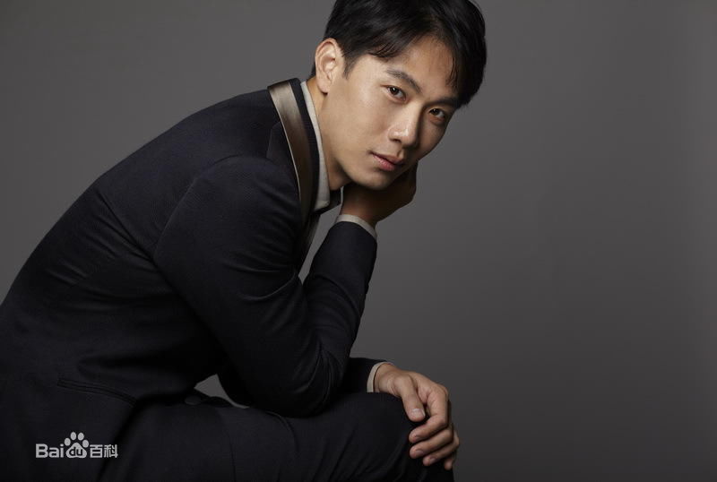 最新戚玉武壁纸