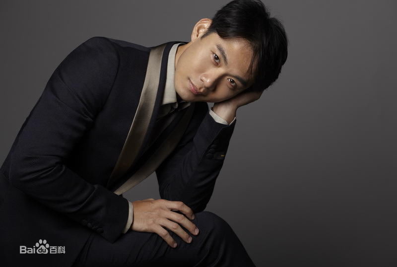 最新戚玉武壁纸