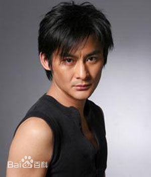 景岗山帅照生活照