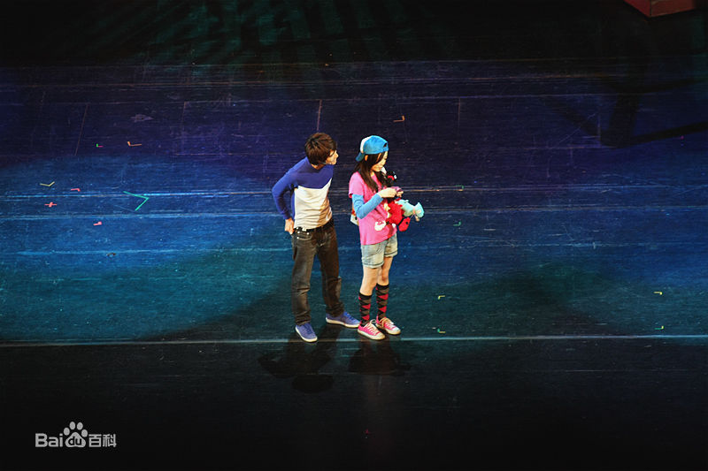 袁成杰(Jerry)2008话剧《奋斗》剧照